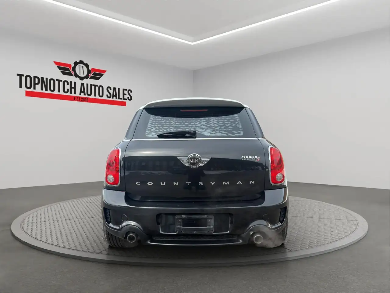 MINI Cooper Countryman снимка MINI Cooper Countryman