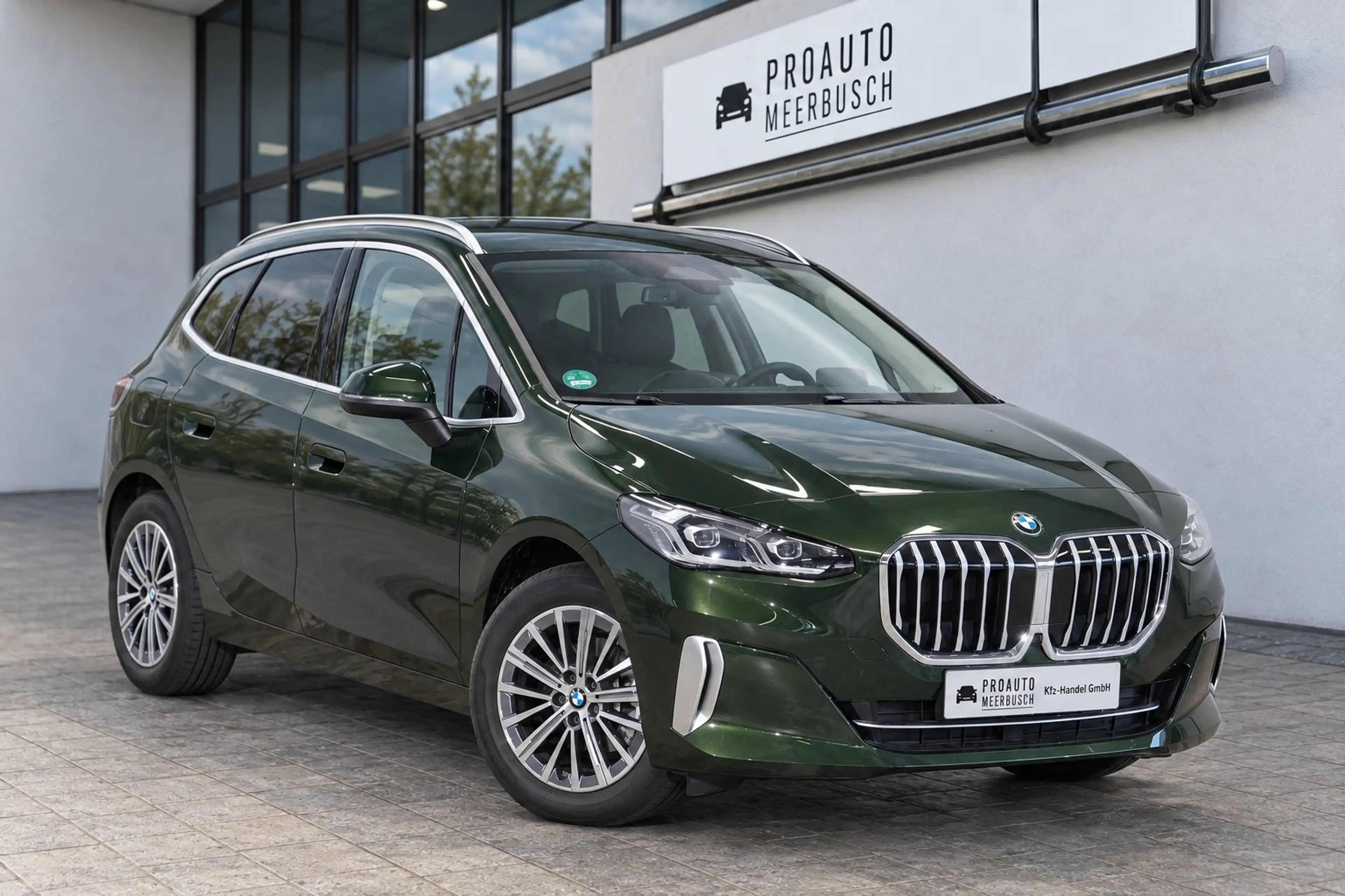 BMW 220 d Active Tourer Luxury Line MASSAGE/AHK/HUD — photo 4
