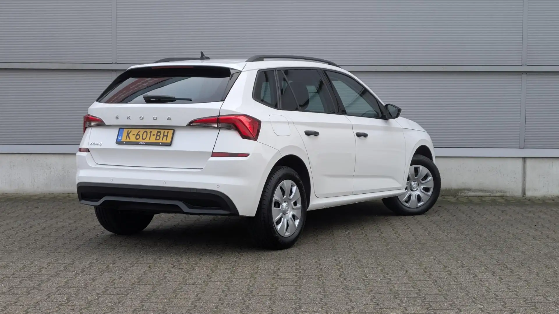 Skoda Kamiq 1.0 TSI 95pk Active | PDC Achter | Cruise Control Blanc - 2