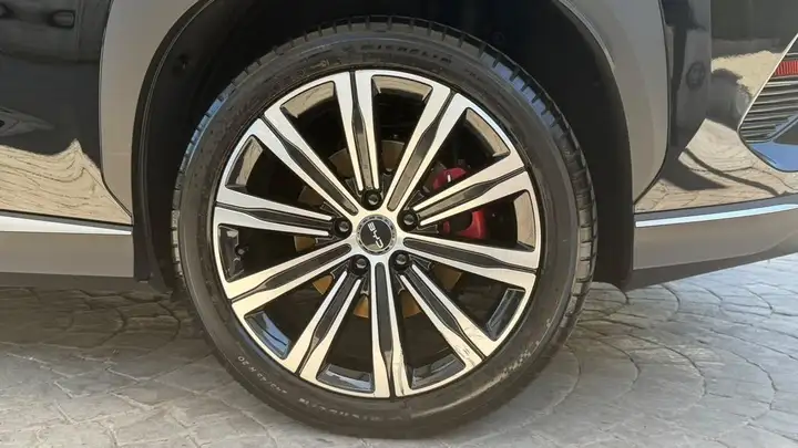 BYD Sealion 7 Excellence AWD 2025, foto 13