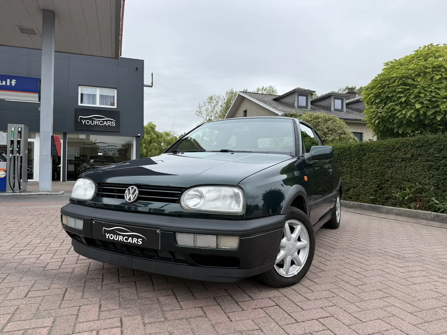 Volkswagen Golf Cabriolet 1.8i met keuring Vert - 1