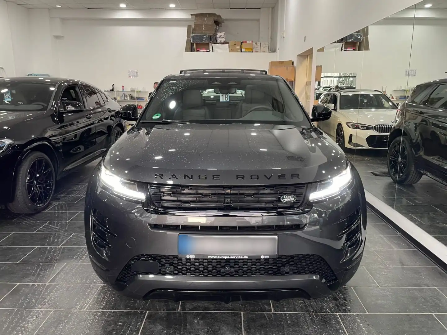 Land Rover Range Rover Evoque Dynamic SE Tetto Navi C.20 BlackPack NEW MODEL Grau - 2