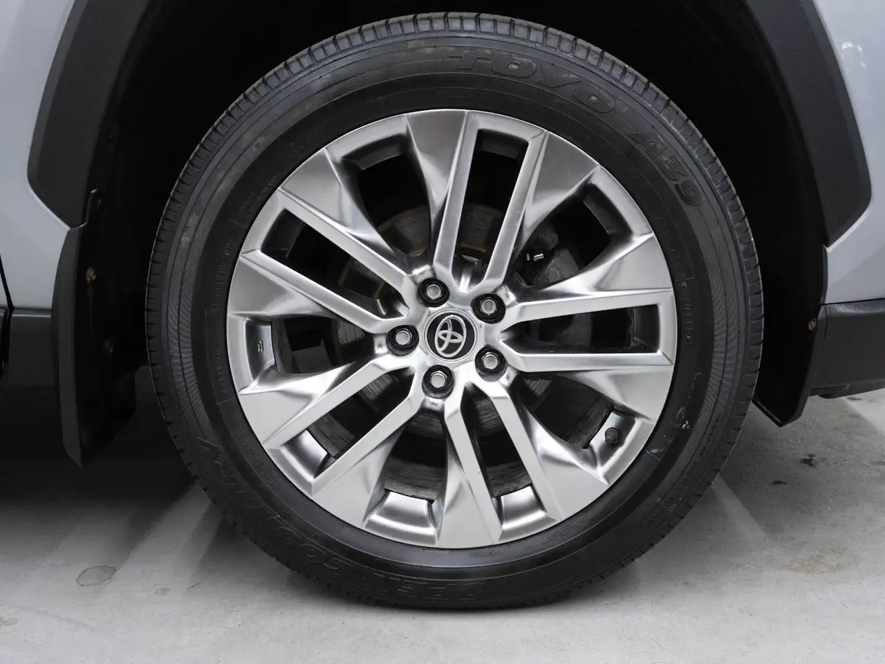 Toyota RAV 4 снимка Toyota RAV 4
