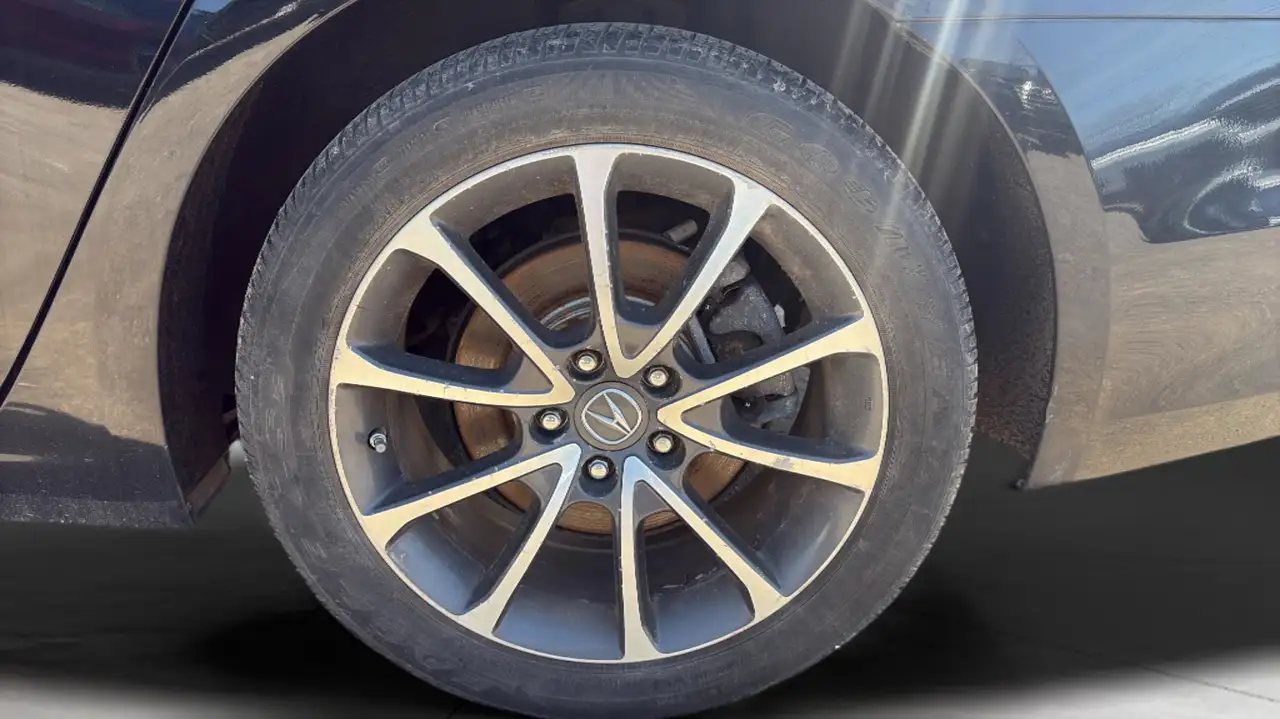 Acura TLX снимка Acura TLX