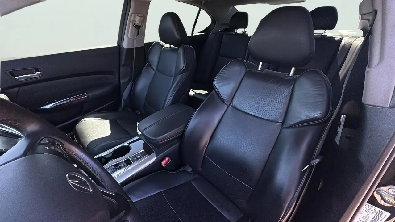 Acura TLX снимка Acura TLX