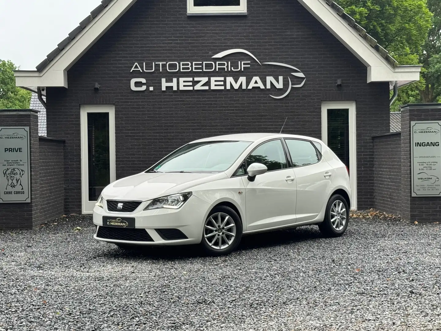 SEAT Ibiza 1.2 TSI Style 1e eigenaar LED Nieuw model Groot Na Bílá - 2