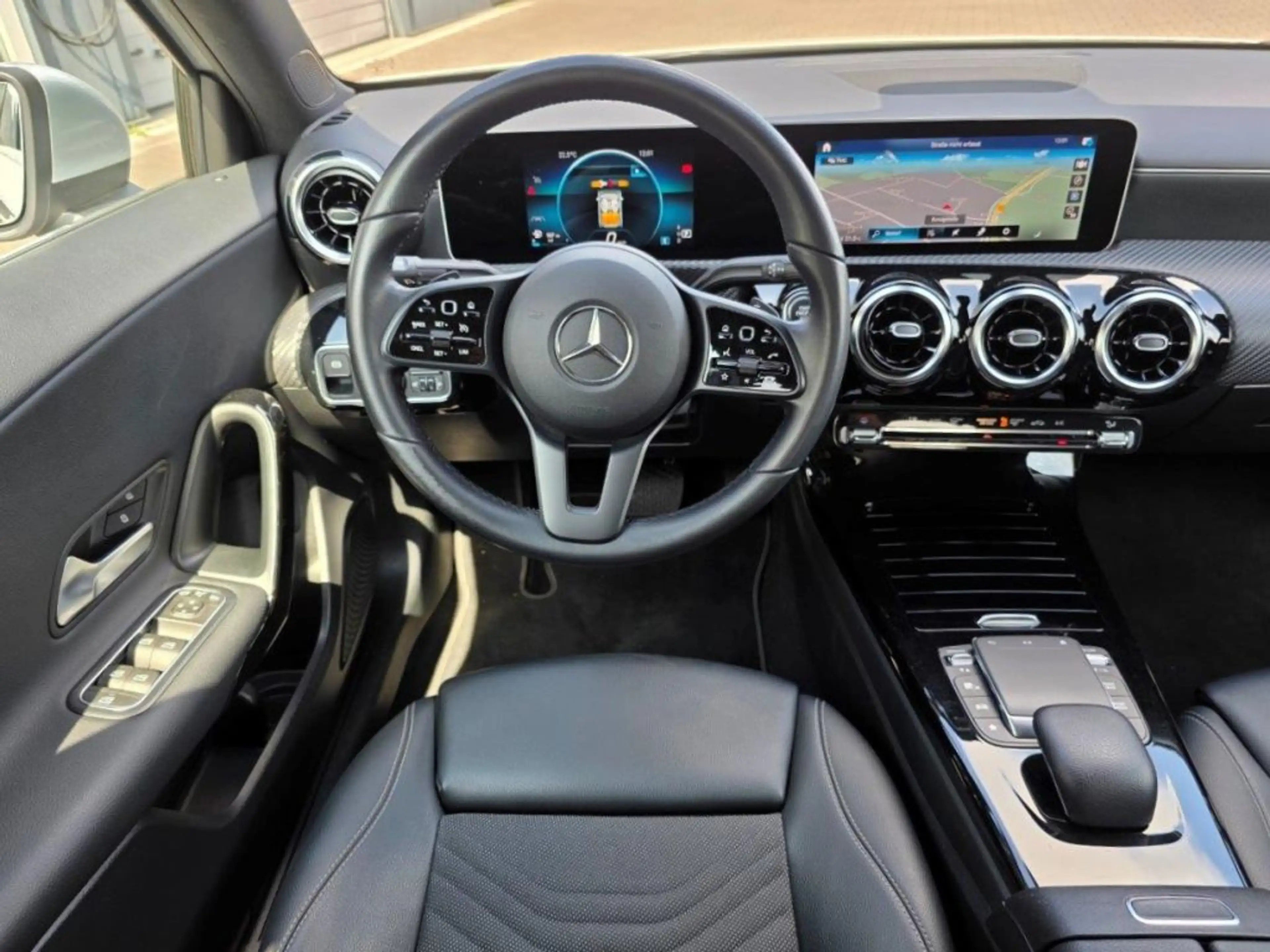 Mercedes-Benz A 180 d 7G-DCT Style — photo 12