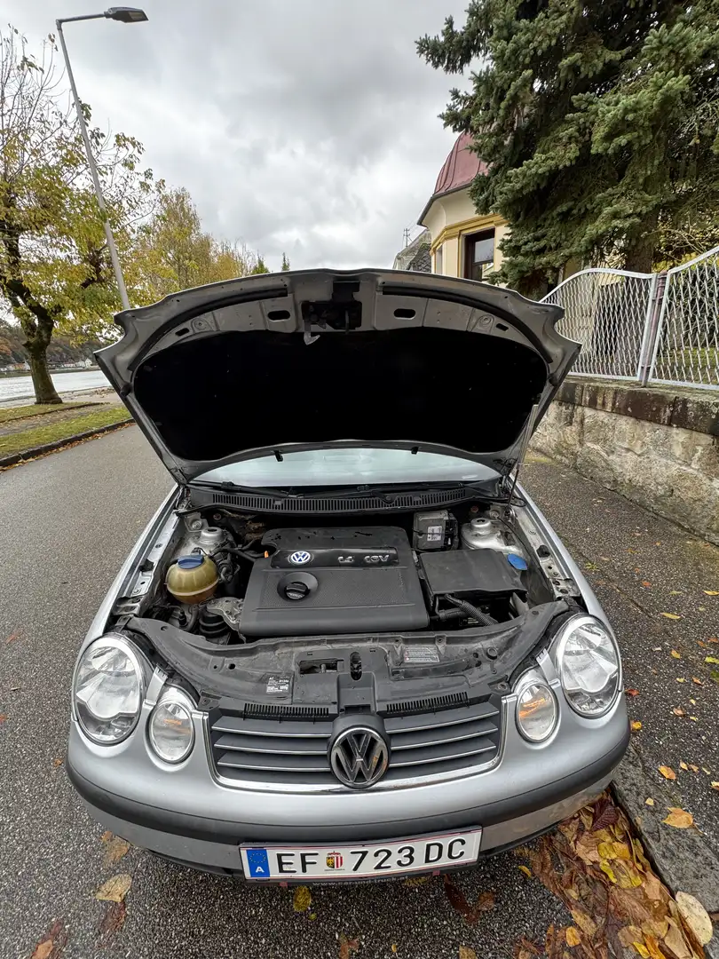 Volkswagen Polo 1,4 Grau - 1