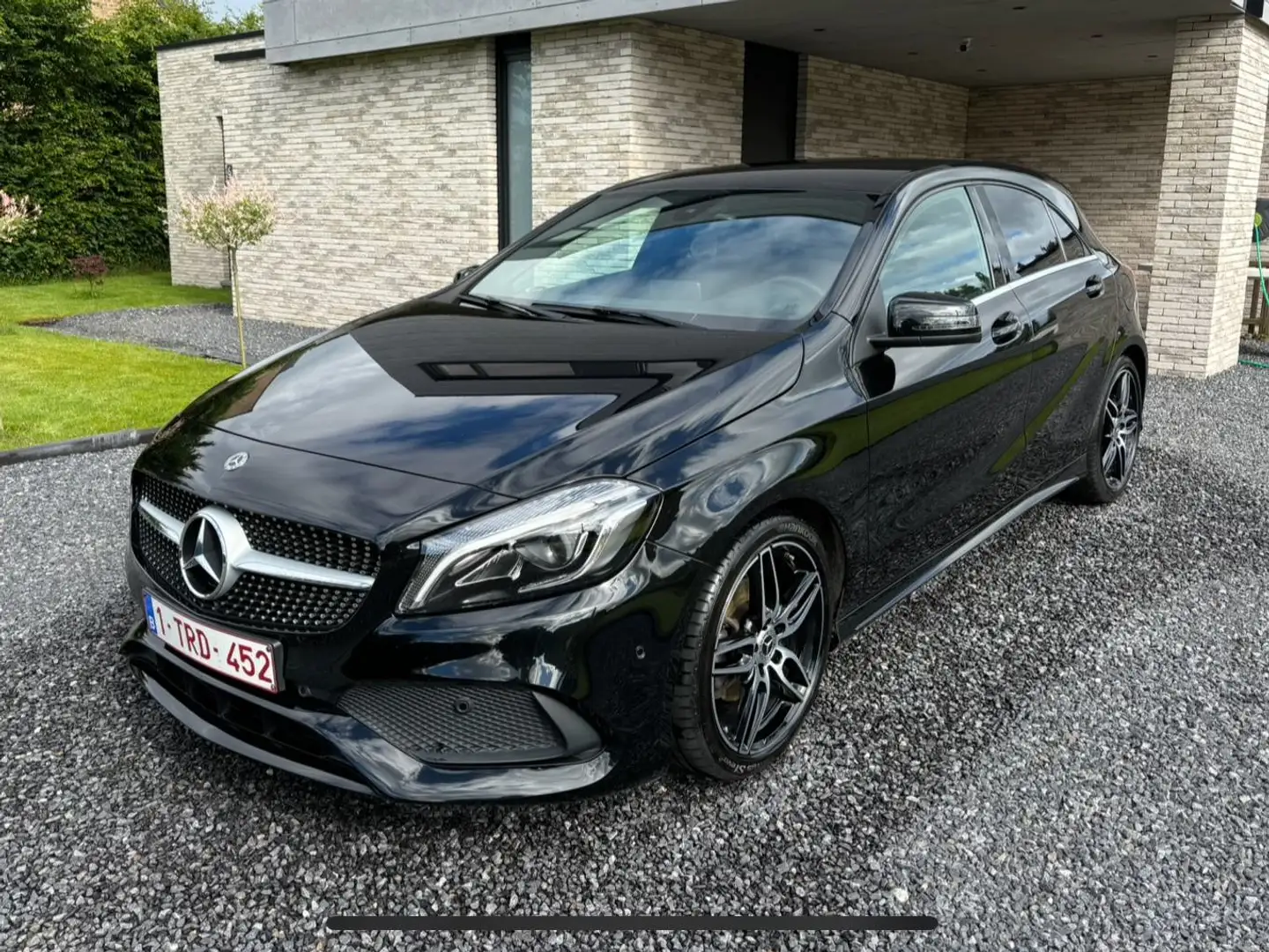 Mercedes-Benz A 180 Noir - 1