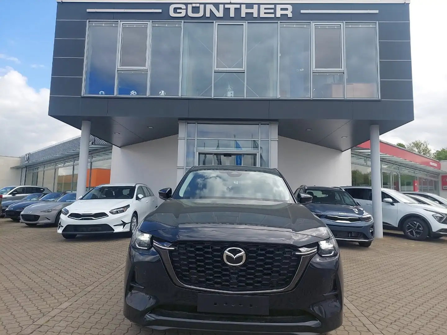 Mazda CX-60 2.5L e-SKYACTIV PHEV 327ps Homura Plus, Metallic Zwart - 1