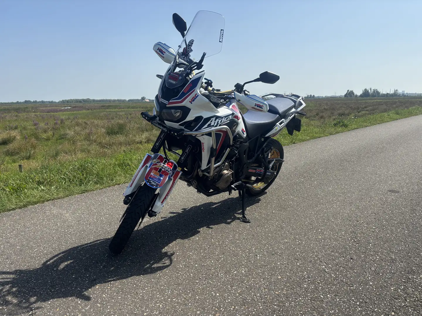 Honda CRF 1000 AFRICA TWIN HANDGESCHAKELD NETTE STAAT RIJDT TOP!! Wit - 2