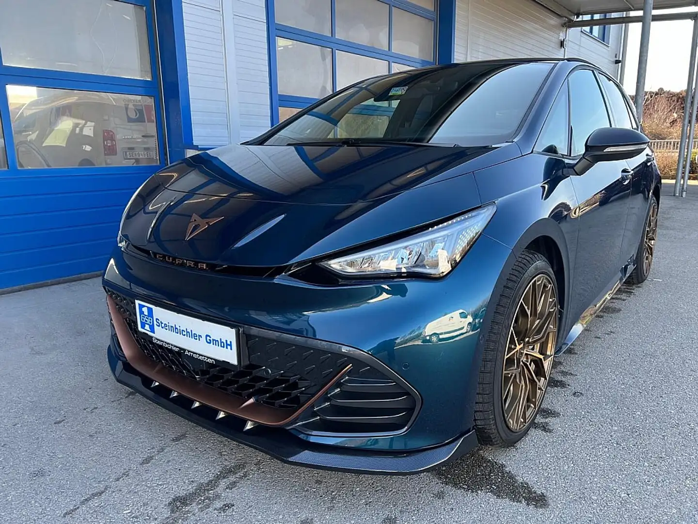 CUPRA Born 60kWh e-Boost Blau - 2
