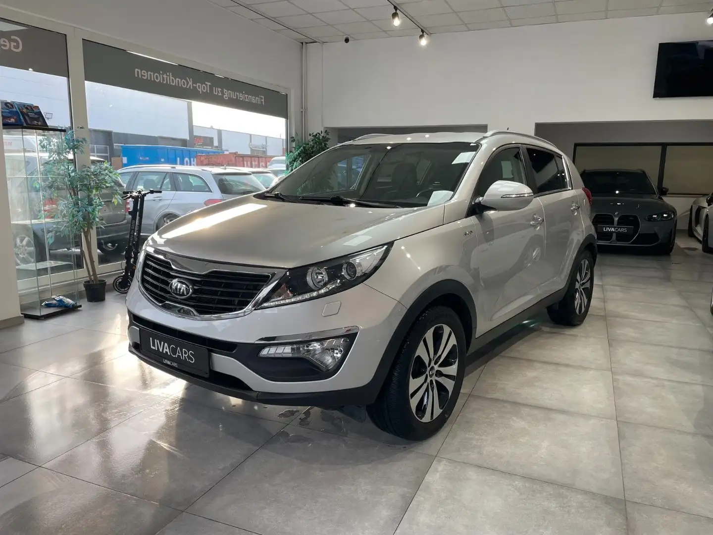 Kia Sportage FIFA World Cup Edition 4WD Silber - 2
