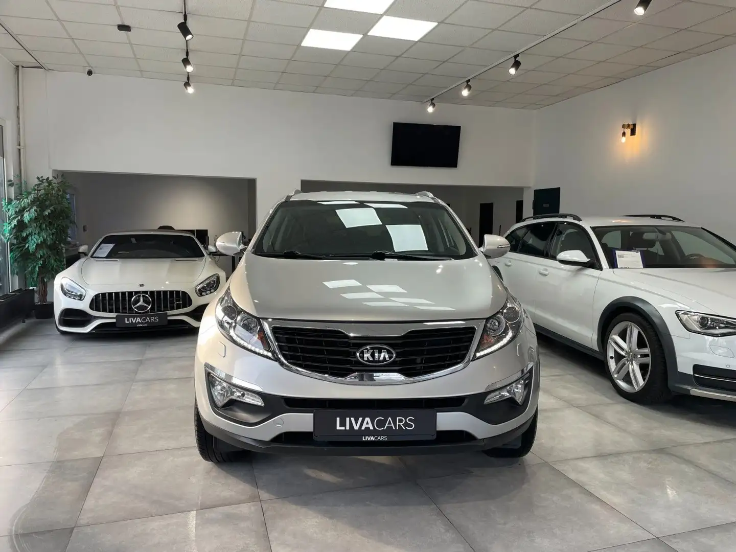 Kia Sportage FIFA World Cup Edition 4WD Silber - 1