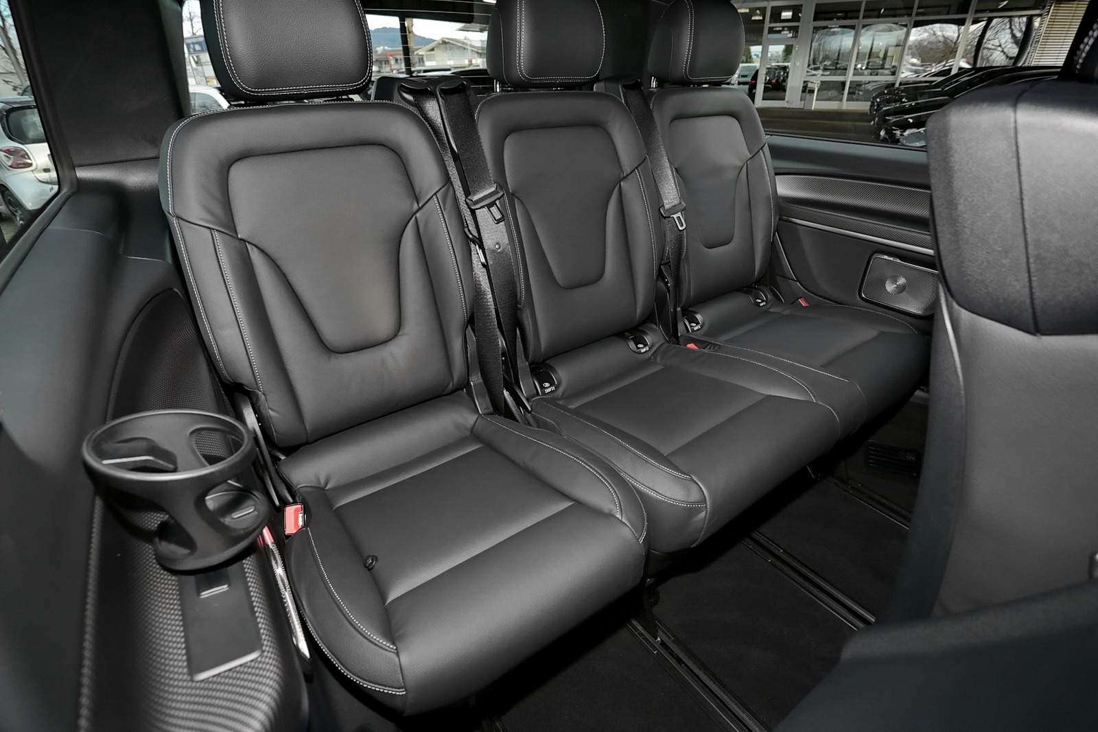 Mercedes-Benz V 250
