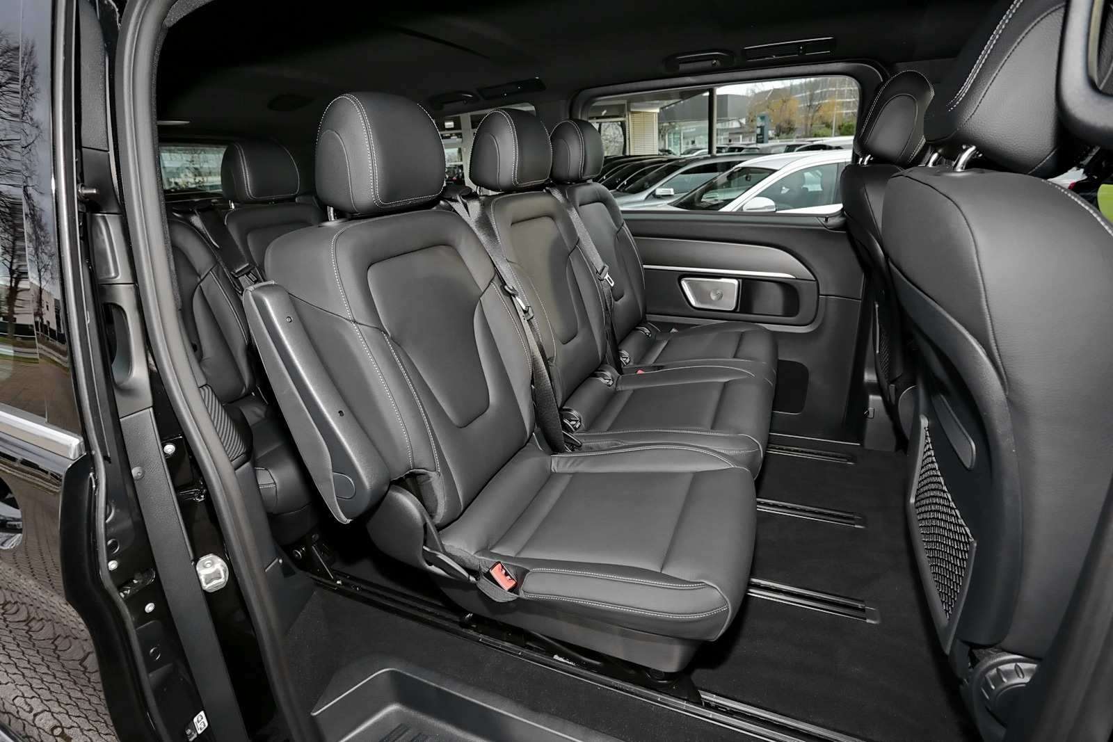 Mercedes-Benz V 250