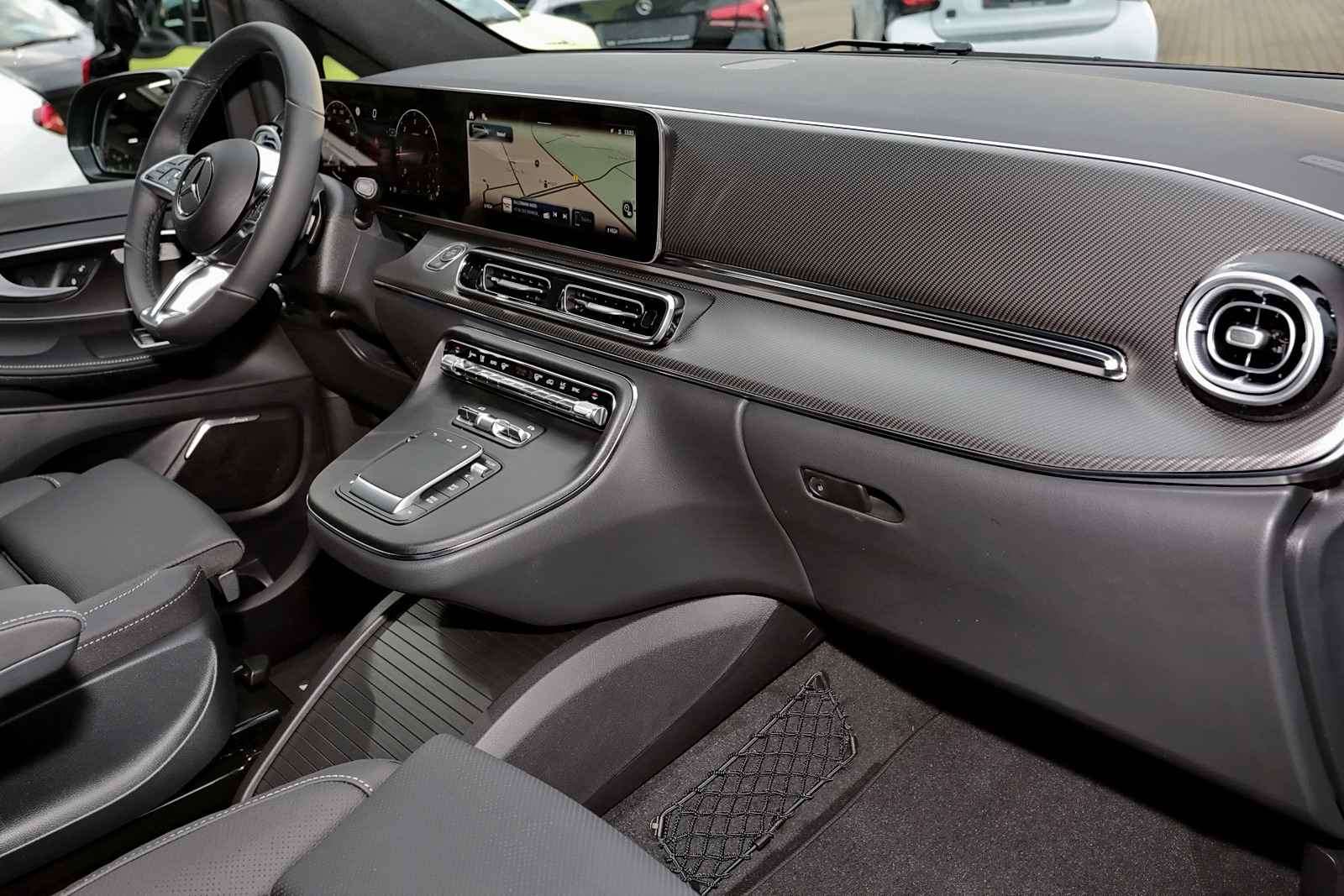 Mercedes-Benz V 250