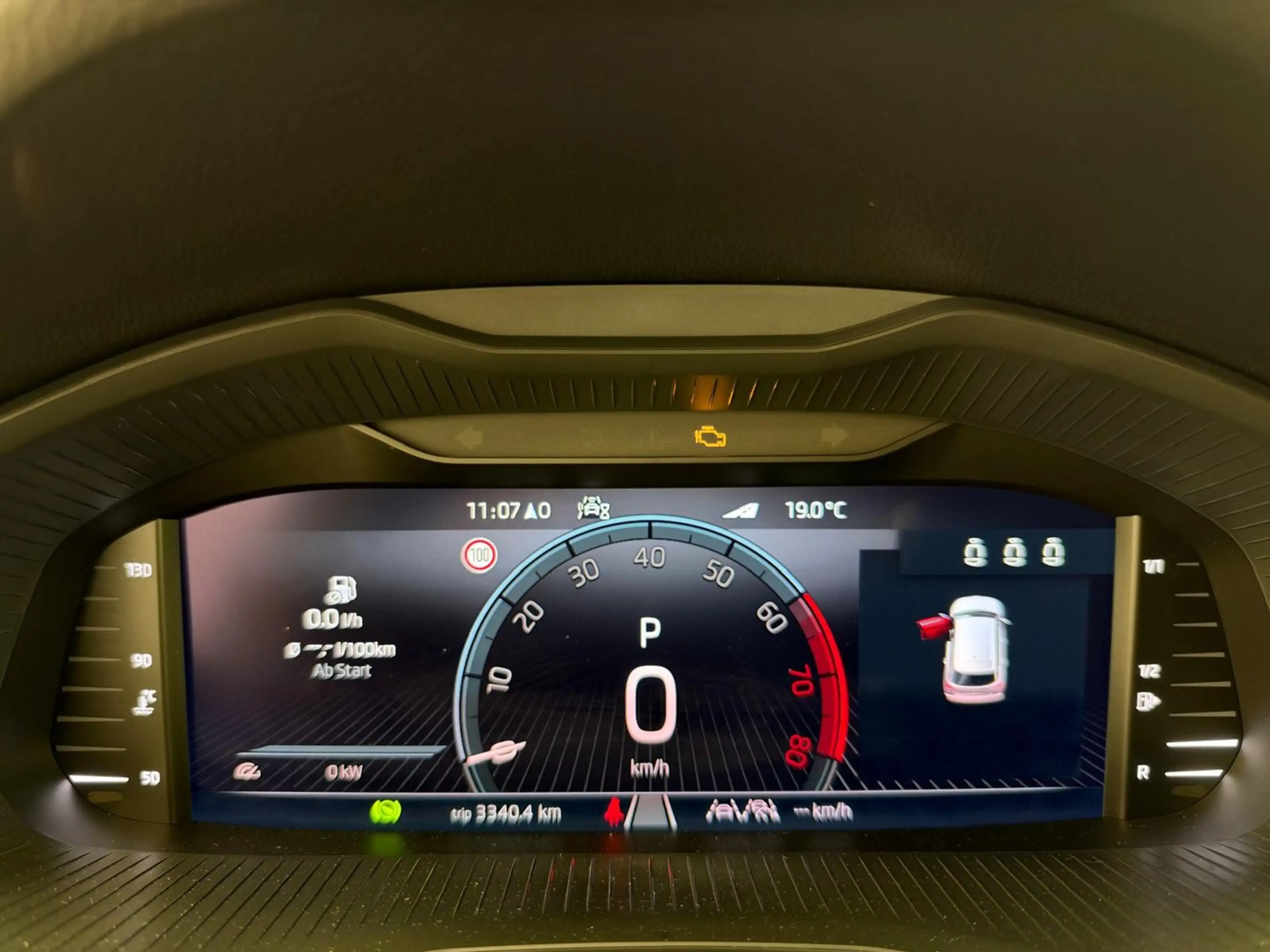 Skoda Kamiq Selection TSI DSG — photo 8
