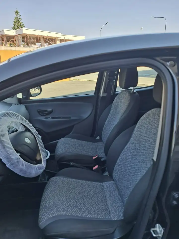 Lancia Ypsilon 2021 — фото 13