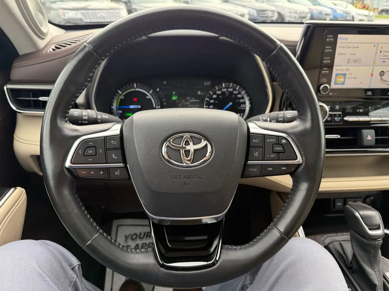 Toyota Highlander снимка Toyota Highlander