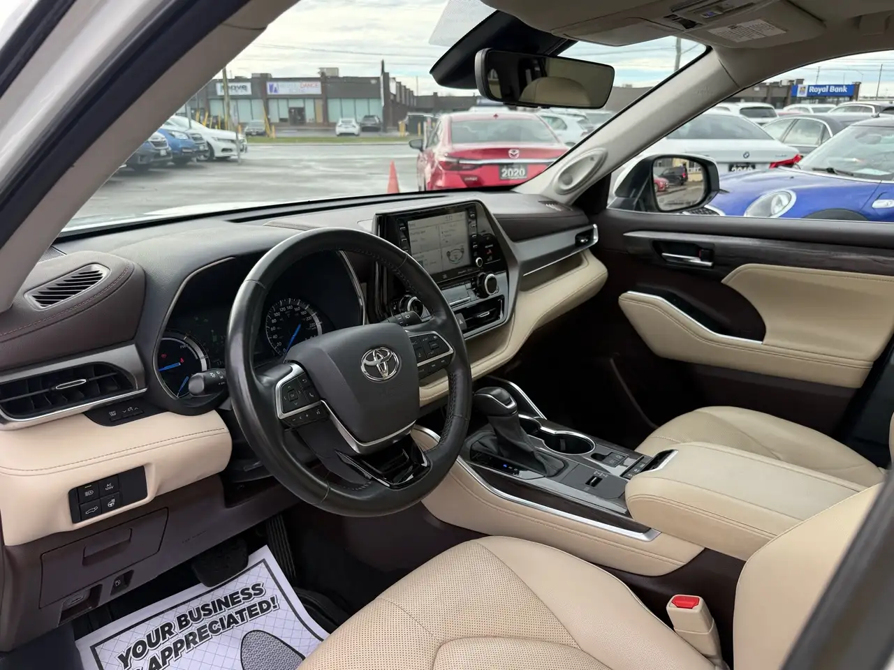 Toyota Highlander снимка Toyota Highlander