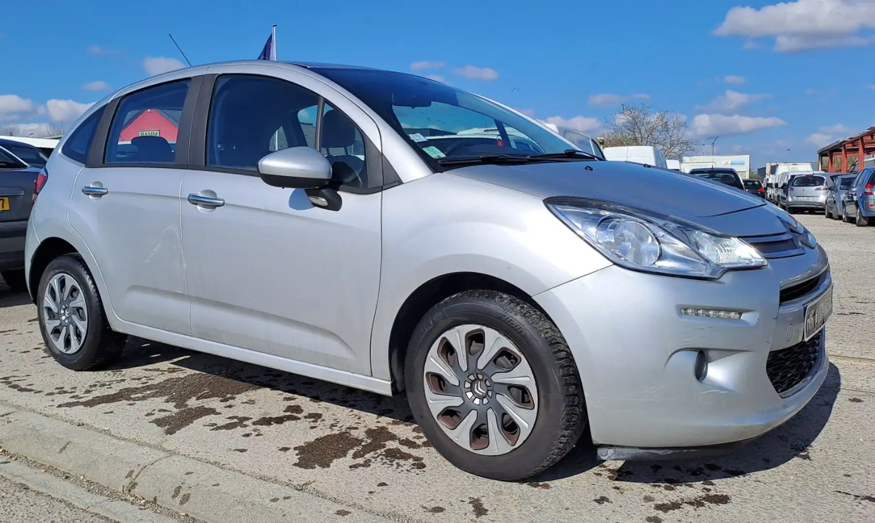 Citroen C3 II 1.2 e-VTi 82 cv Grau - 2