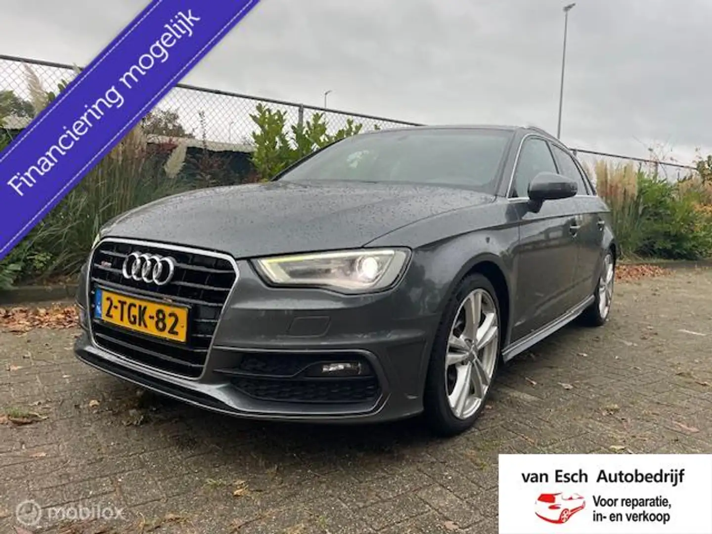 Audi A3 Sportback 1.4 TFSI Ambition Pro Line S Gris - 1
