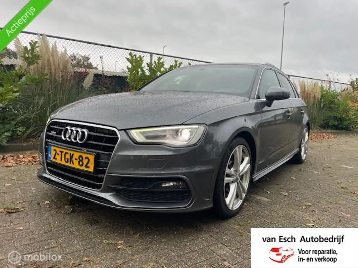 Audi A3 Sportback 1.4 TFSI Ambition Pro Line S Grijs - 2