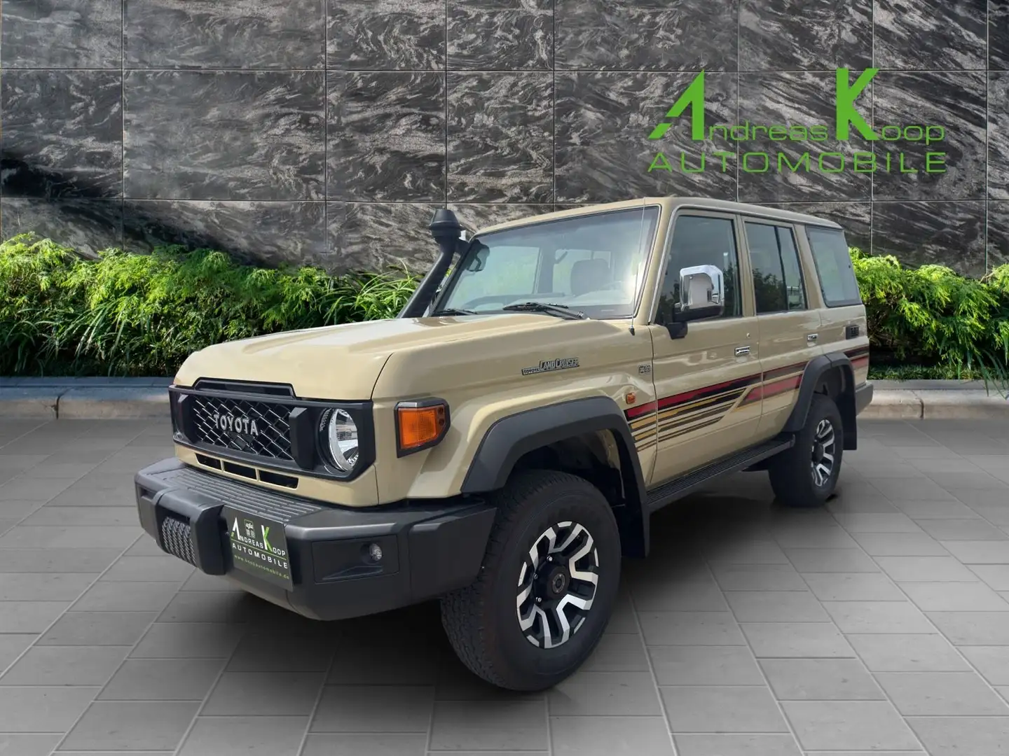 Toyota Land Cruiser GRJ 76 LX+ Automat Leder SOFORT Beige - 1