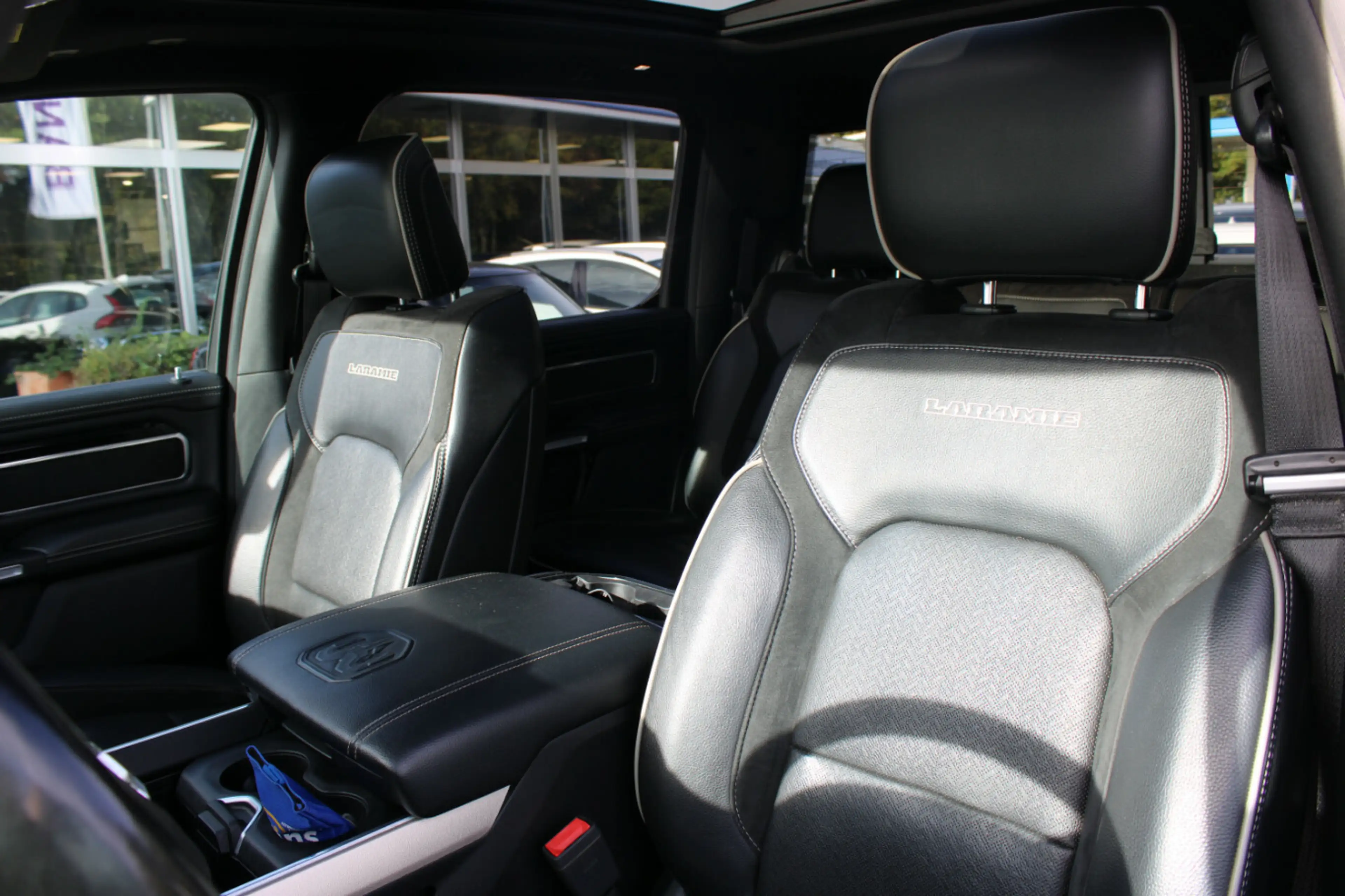 Dodge RAM 1500 LARAMIE LPG *Deutsches Erstauslieferung* Lede — photo 13