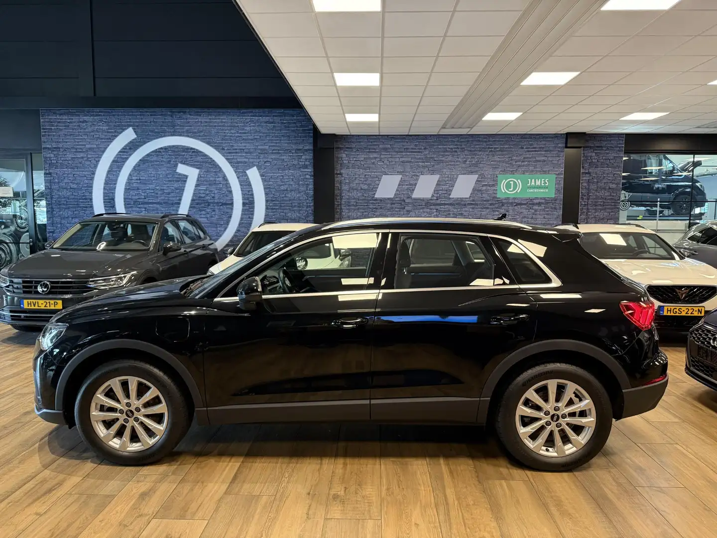 Audi Q3 45 TFSIe Advanced edition |Carplay|Sportstoelen|Ad Zwart - 2