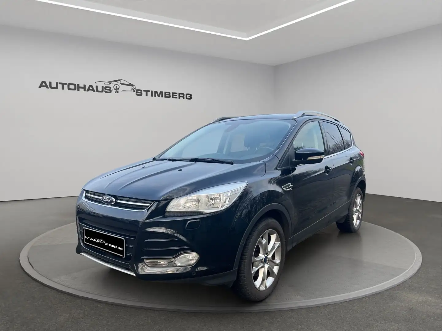 Ford Kuga Titanium *KAMERA*NAVI*PDC*TEILLEDER*XENON* Чорний - 1