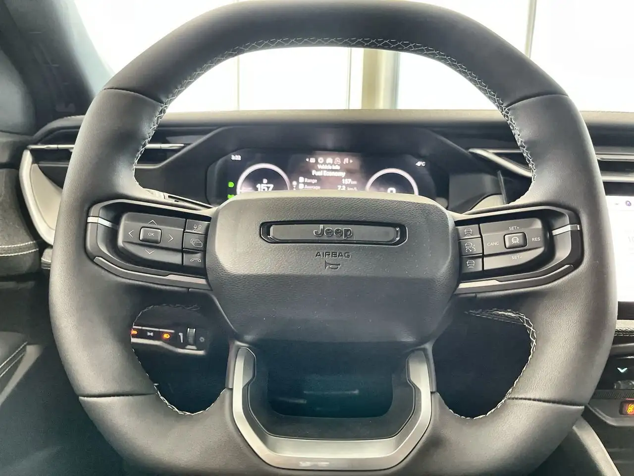 Jeep Cherokee снимка Jeep Cherokee