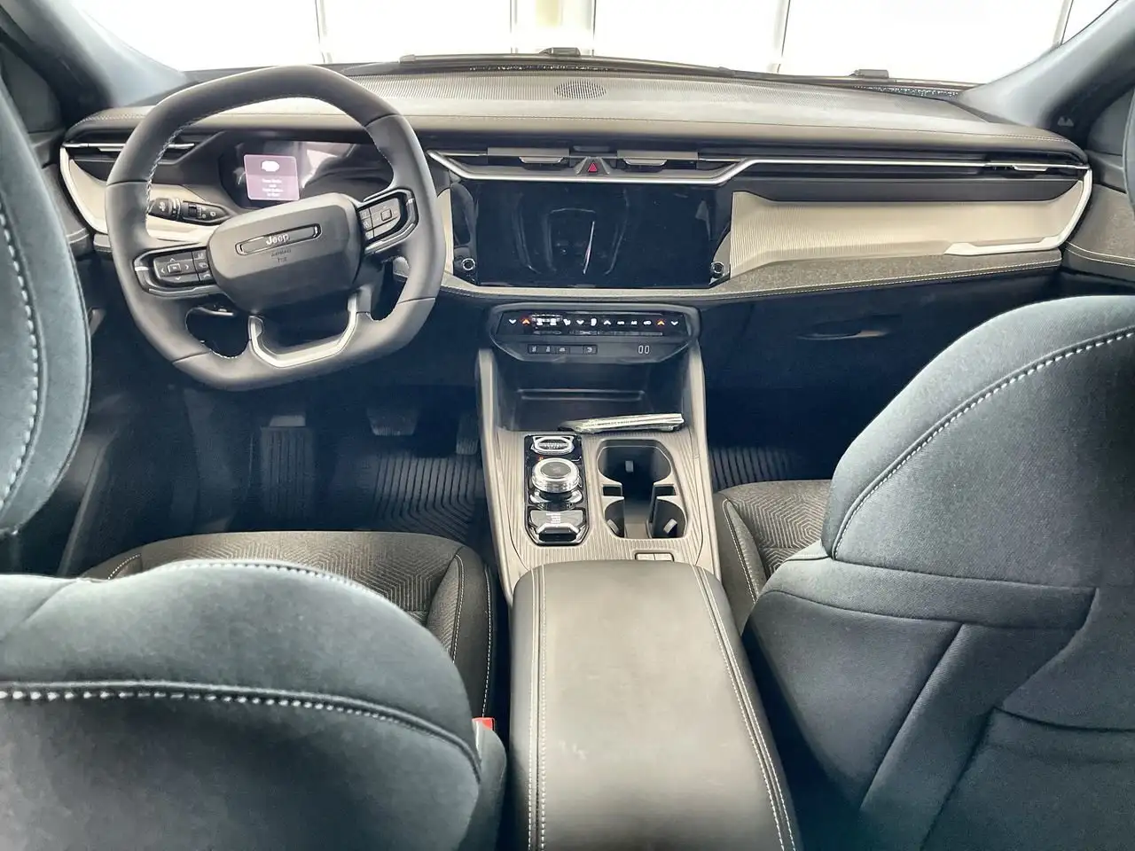 Jeep Cherokee снимка Jeep Cherokee
