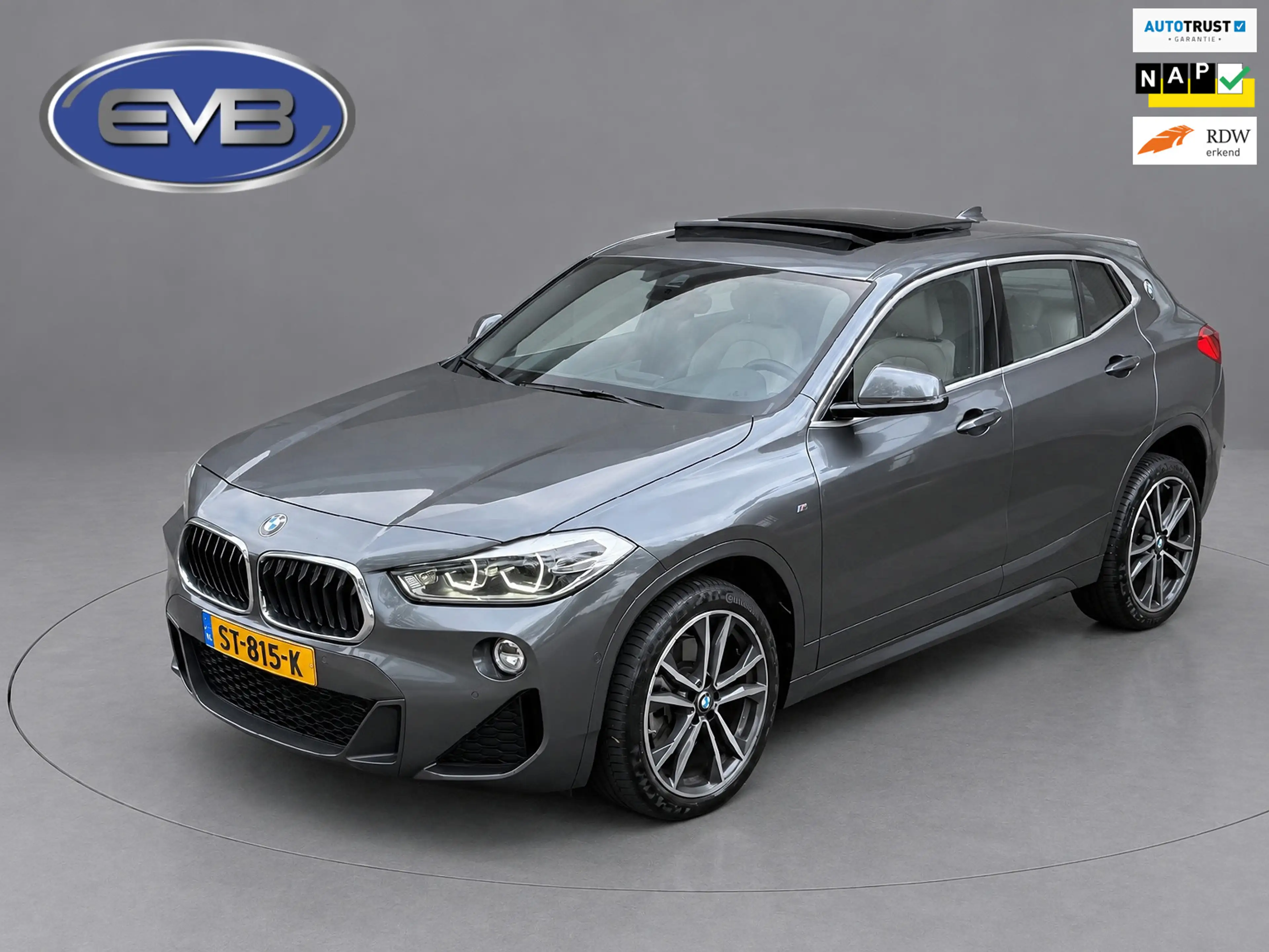 BMW X2 SDrive20i automaat, M SPORT, panoramadak, harman c
