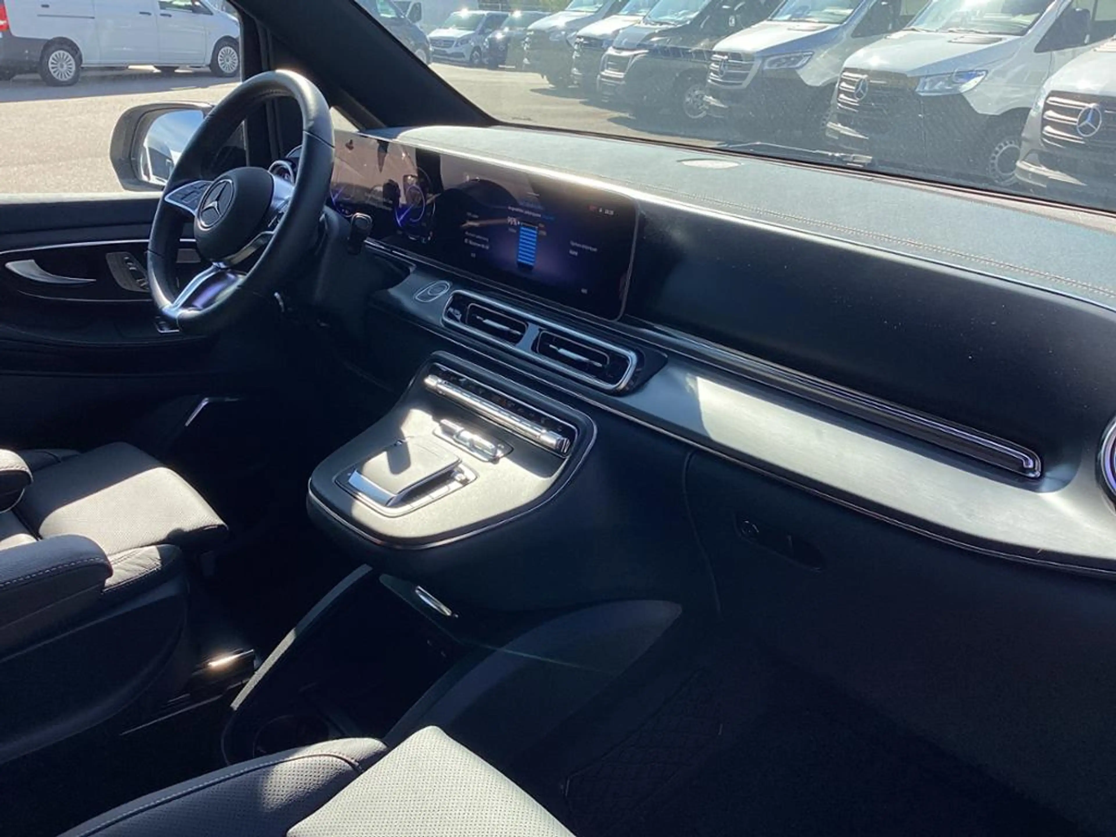 Mercedes-Benz EQV 300 AVANTGARDE lang AIRMATIC Memory Sitzklima — photo 9