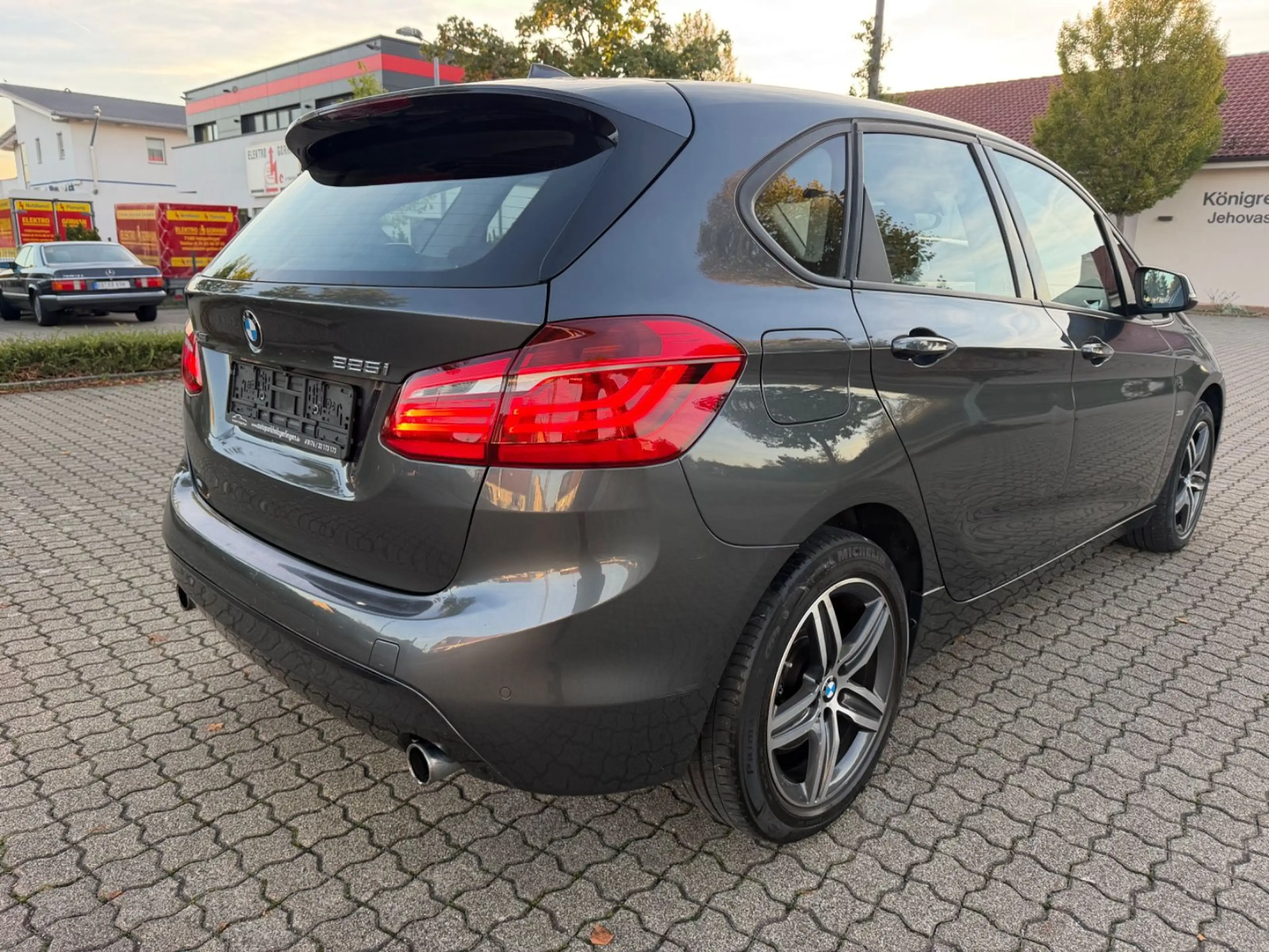 BMW 225 i xDrive Active Tourer Sport Line*AUTOM*NAVI* — photo 5
