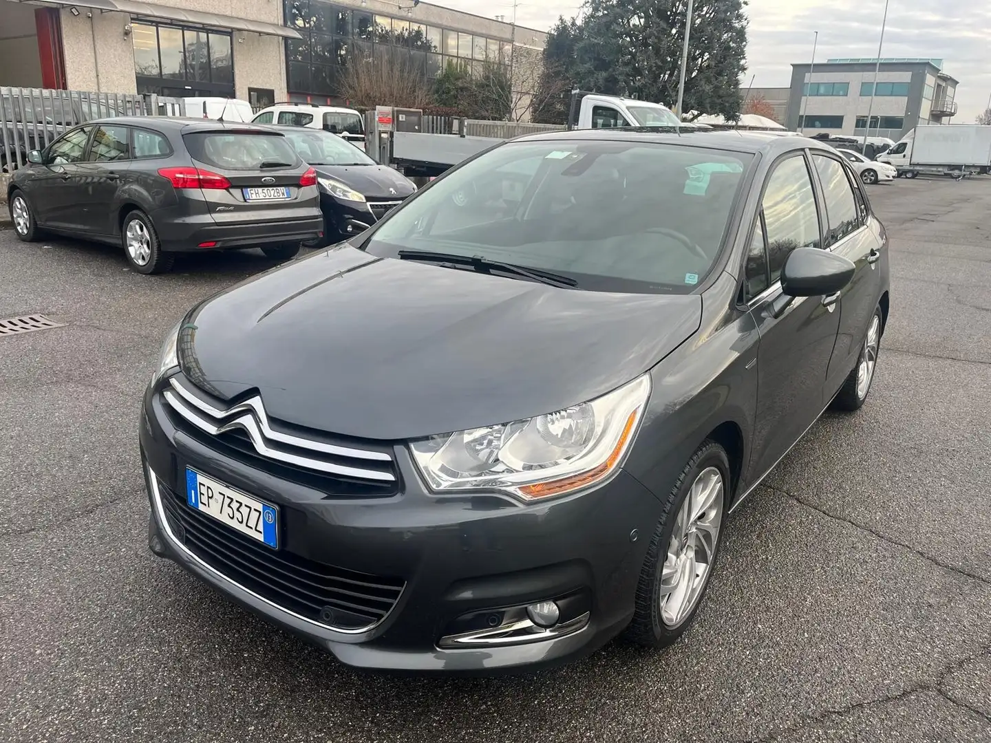 Citroen C4 C4 1.6 VTi 120 Grijs - 1