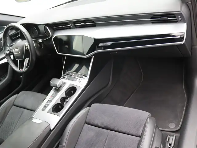 Audi A6 view 8