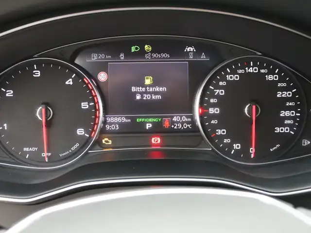 Audi A6 view 13