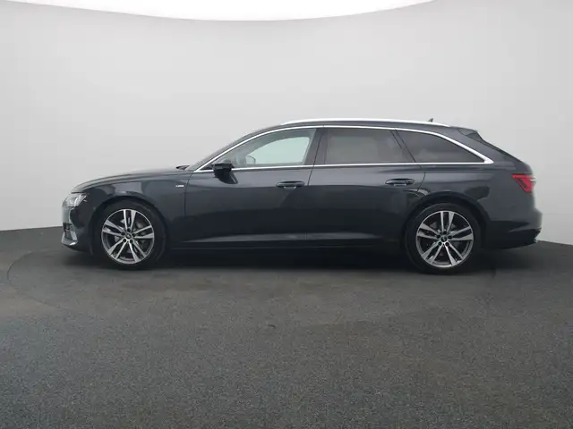 Audi A6 view 4