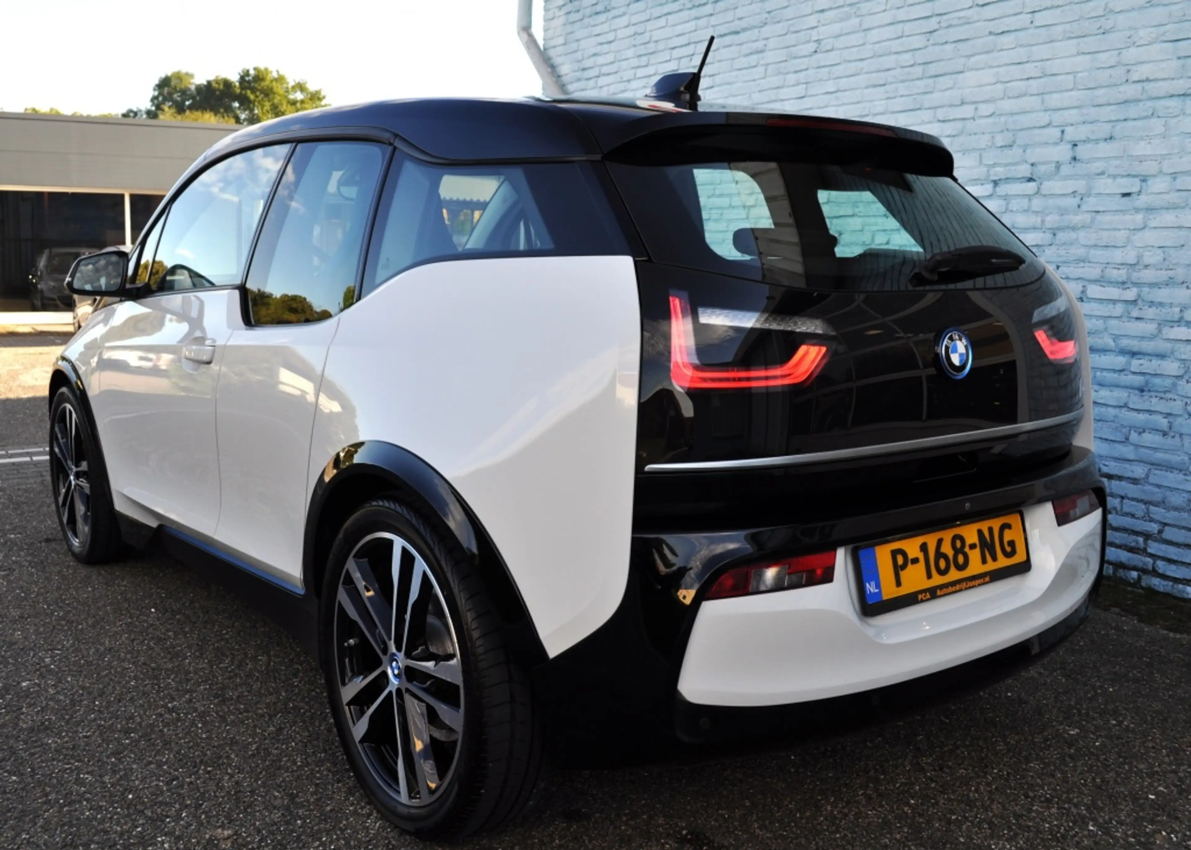 BMW i3 i Bns Ed. 120Ah 42kWh pdc+cam stoelv — photo 3