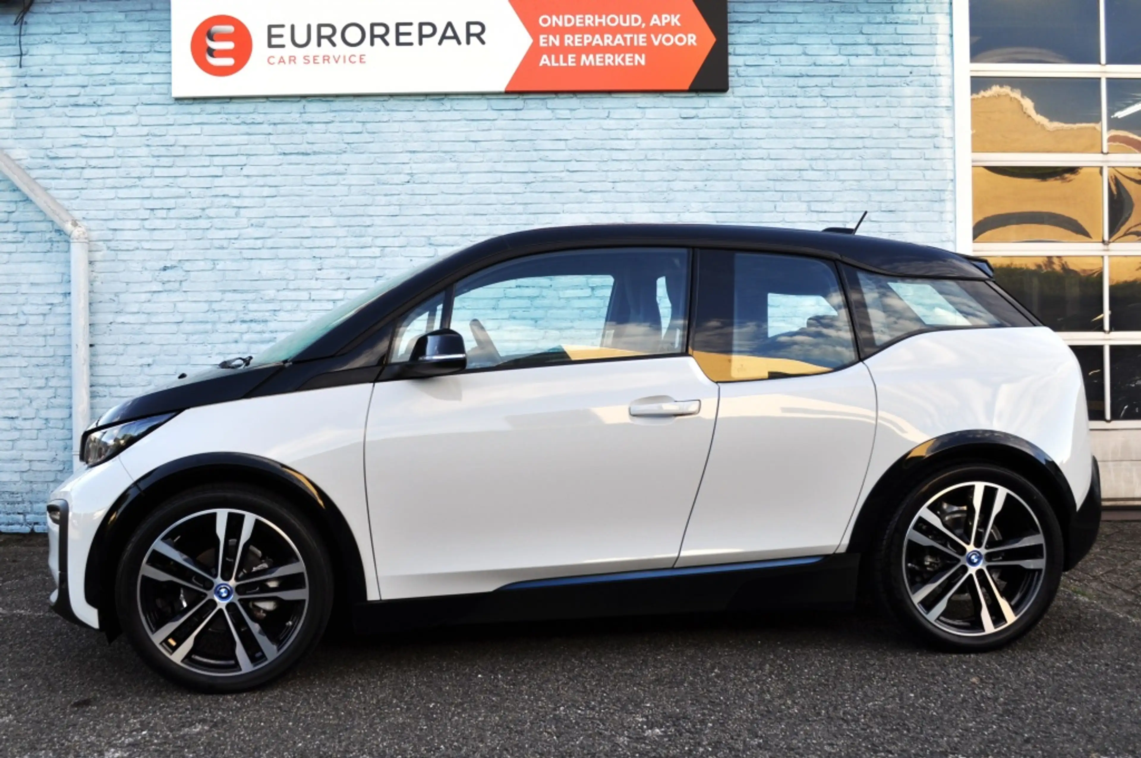 BMW i3 i Bns Ed. 120Ah 42kWh pdc+cam stoelv — photo 2