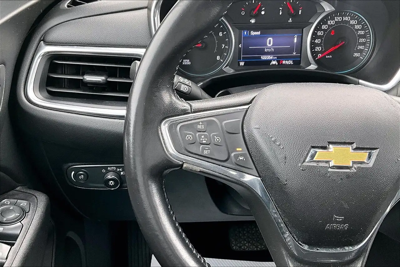 Chevrolet Equinox снимка Chevrolet Equinox
