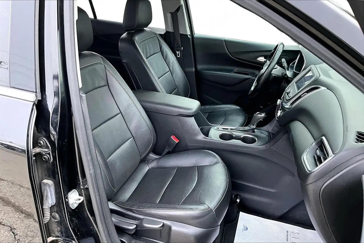 Chevrolet Equinox снимка Chevrolet Equinox