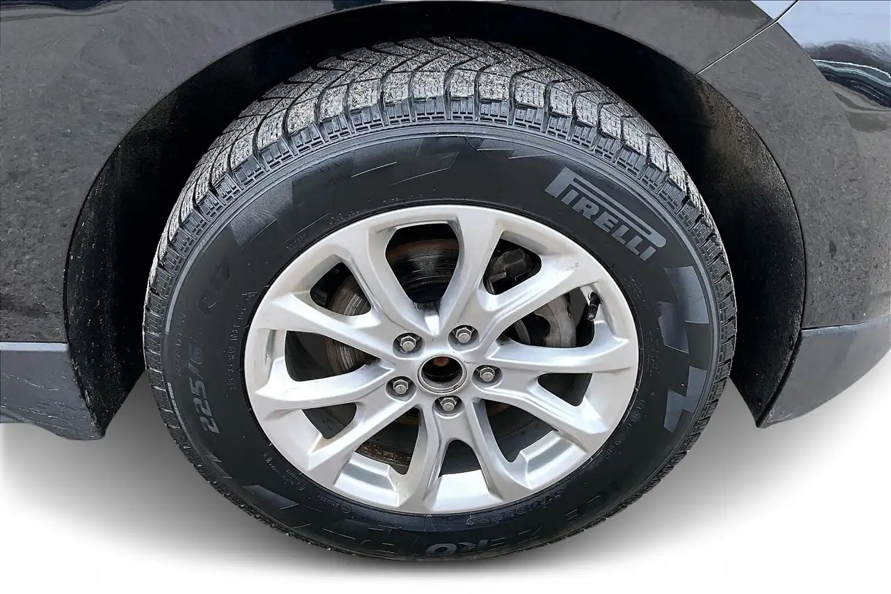 Chevrolet Equinox снимка Chevrolet Equinox