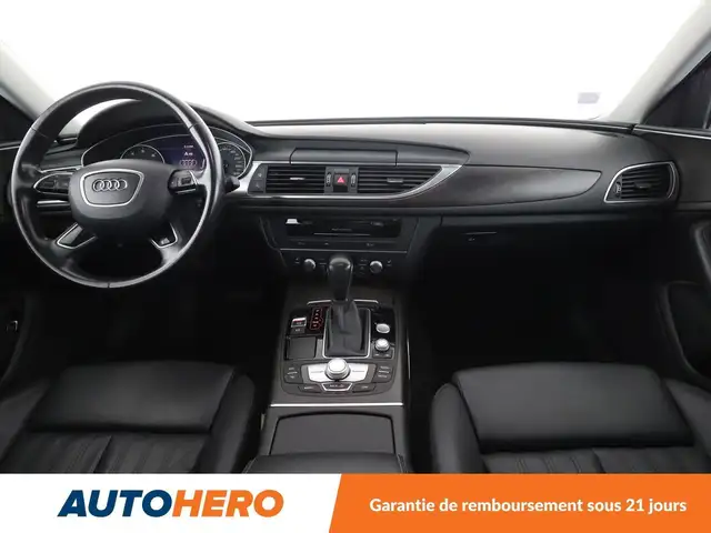 Audi A6 view 12