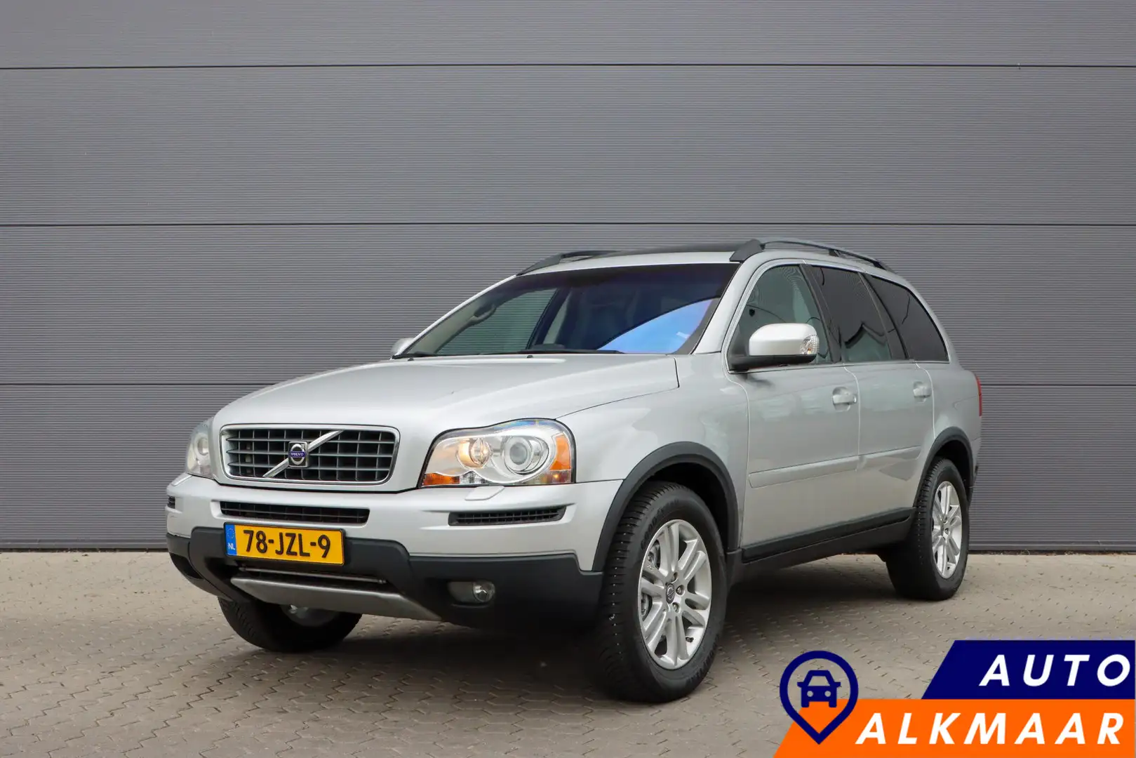 Volvo XC90 3.2 Momentum | 7-Persoons | Youngtimer | Zeer mooi Grijs - 1