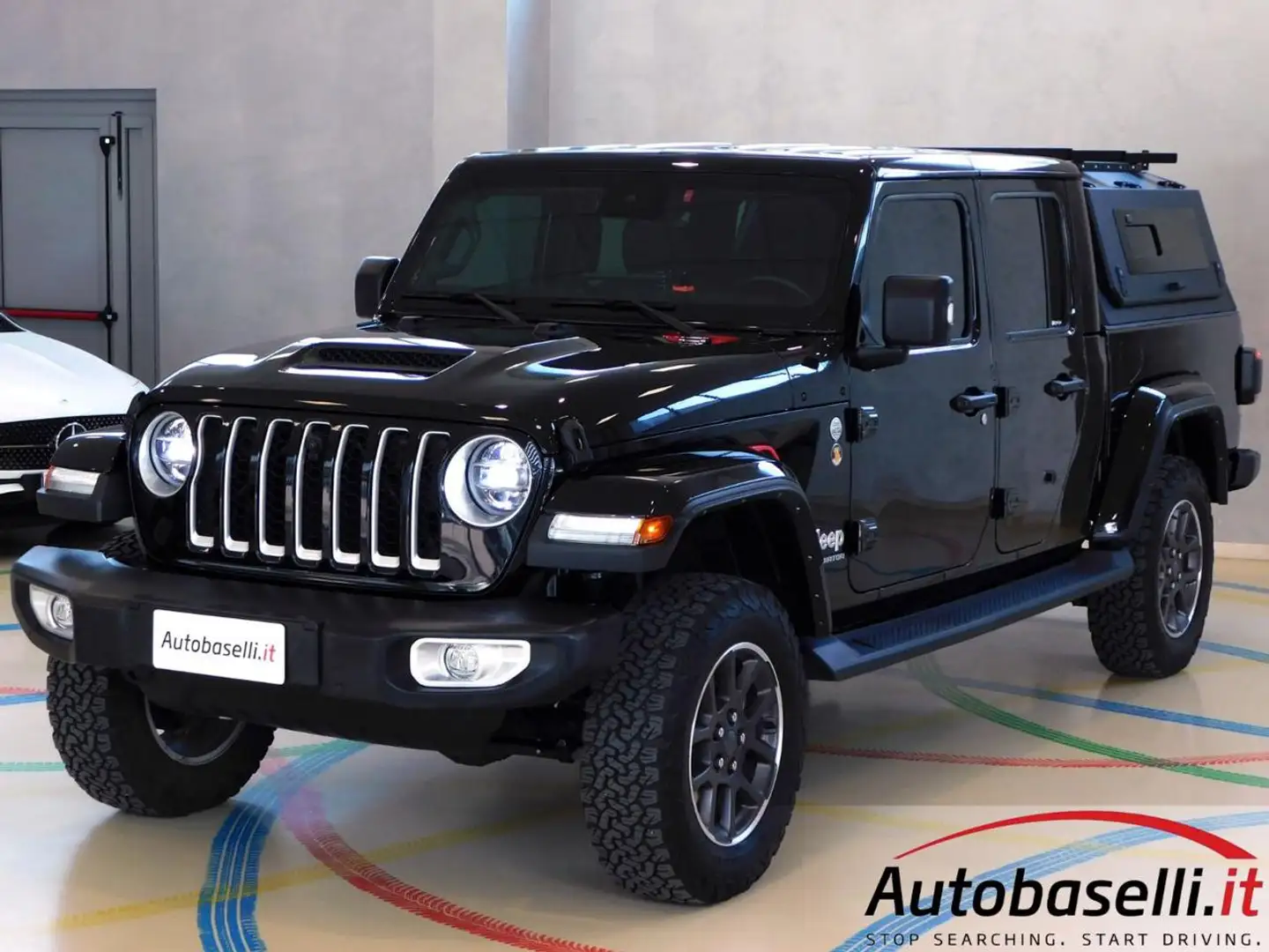 Jeep Wrangler GLADIATOR 3.0 DIESEL V6 OVERLAND AUTOMATICA 4X4 Noir - 2