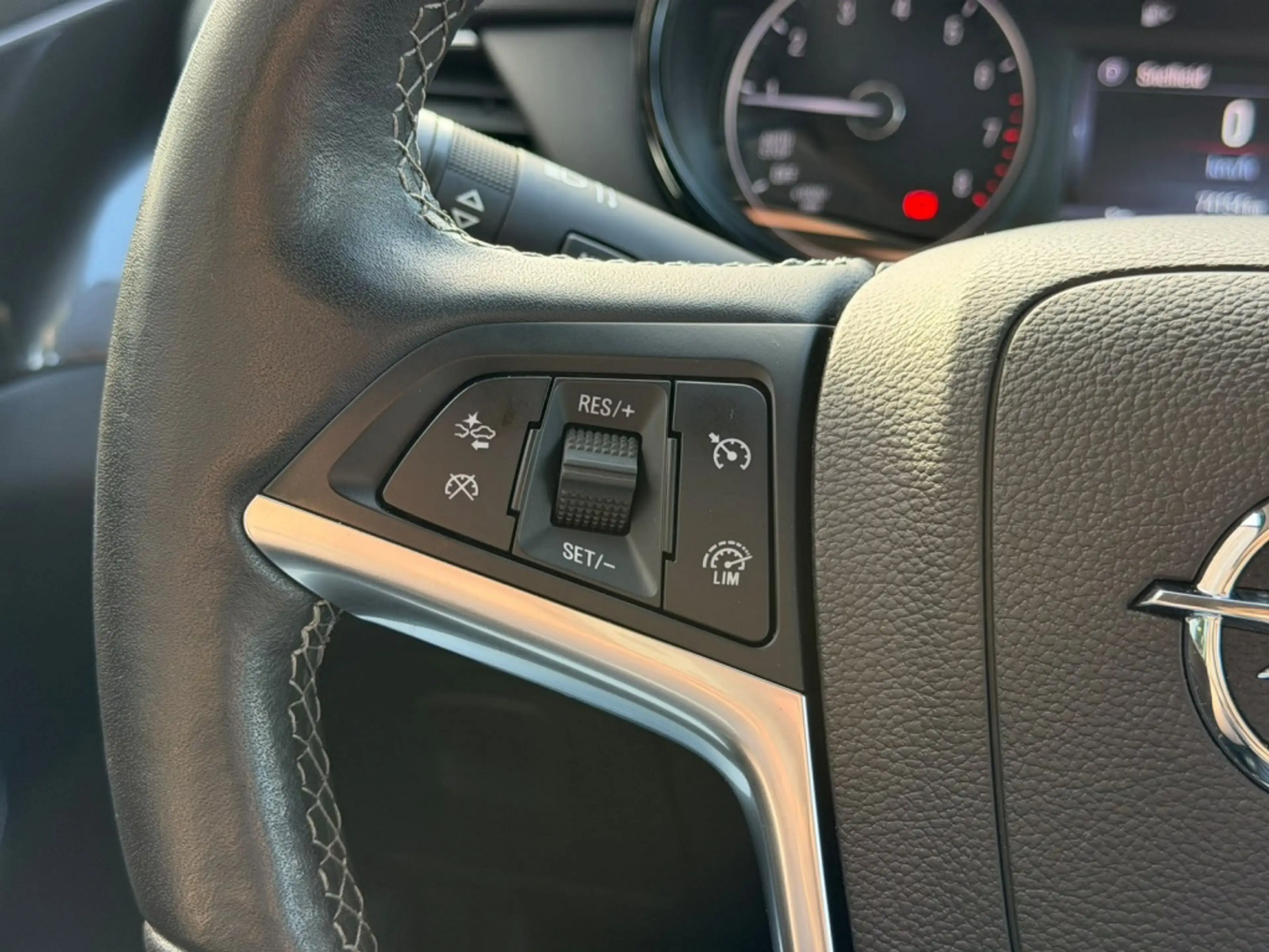 Opel Mokka X 1.4 Turbo Innovation | Trekhaak | All-season — photo 24